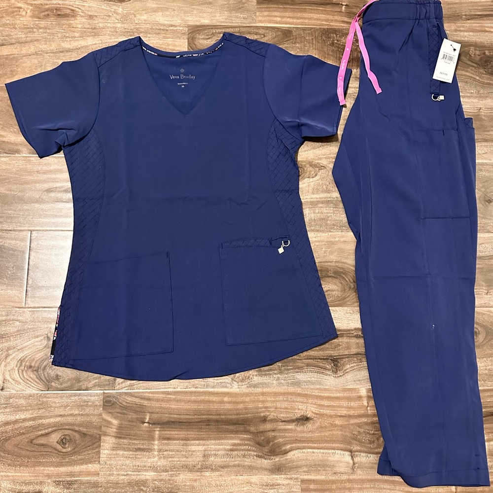 New scrubs on size XS